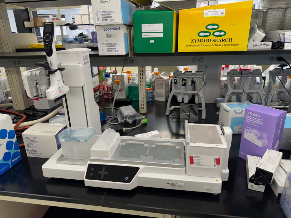 Image of Integra AssistPlus Automatic Pipettor